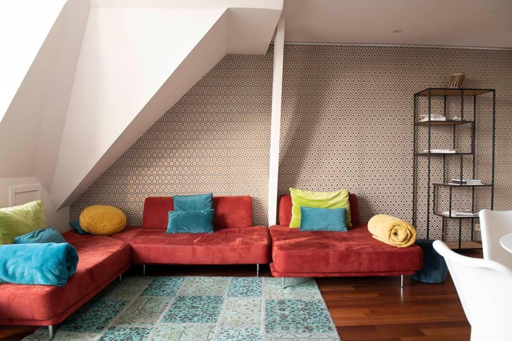 Beautiful Center In Near Medieval Castle * Ghent