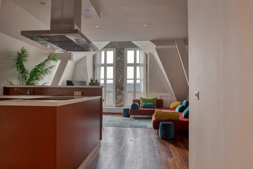 Beautiful Center In Near Medieval Castle * Ghent