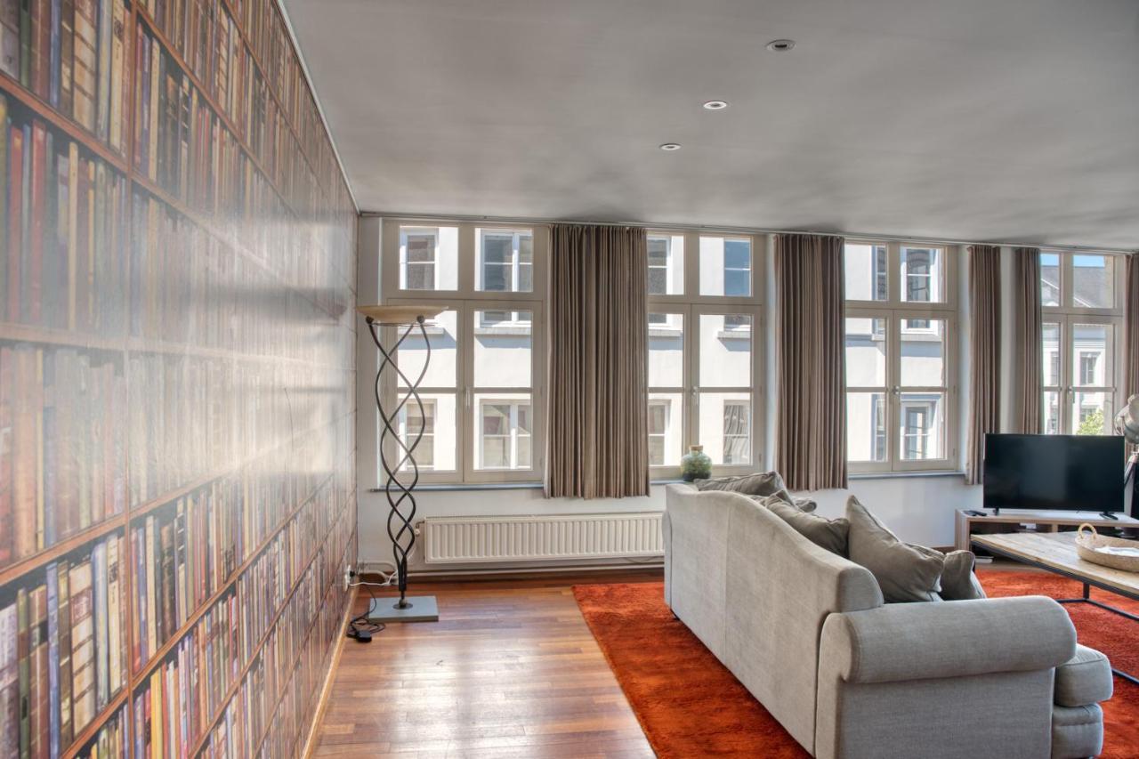 Apartment Beautiful Center In Near Medieval Castle